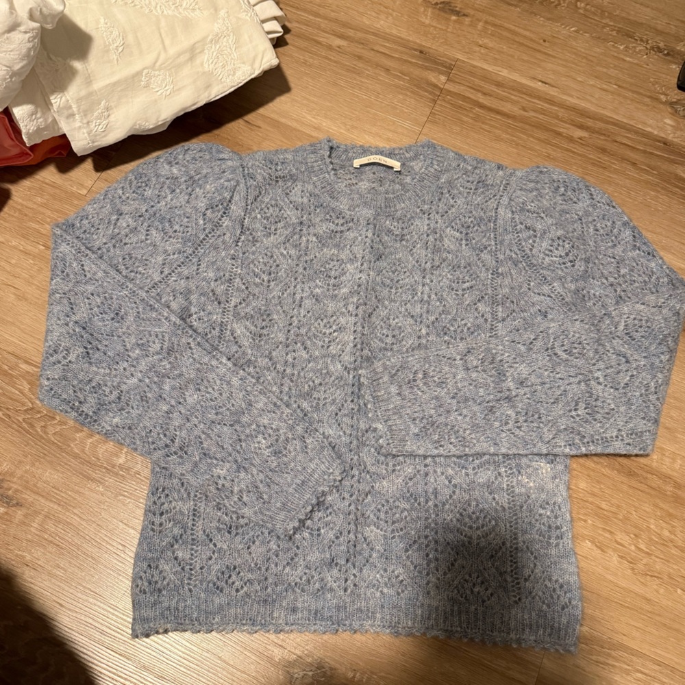 Doen sweater